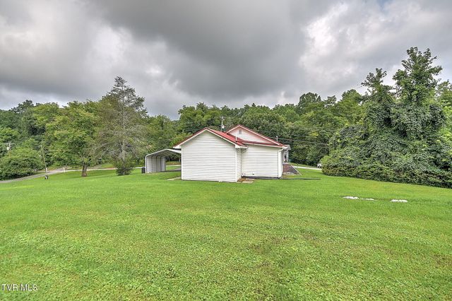 124 Voncannon Drive, Johnson City, TN 37601