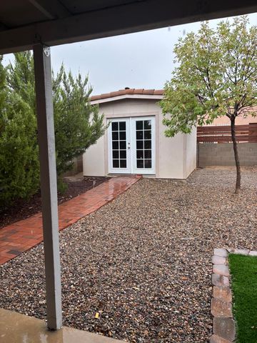 10020 El Patron Road SW, Albuquerque, NM 87121