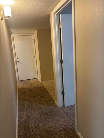 10020 El Patron Road SW, Albuquerque, NM 87121