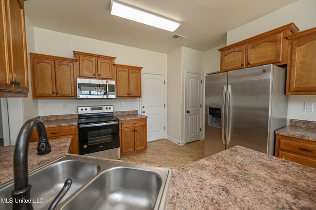 6329 Asbury Place, Olive Branch, MS 38654