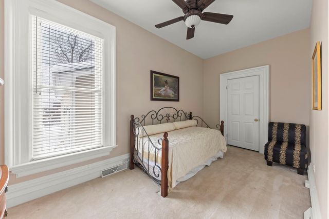 800 Ingalton Avenue, West Chicago, IL 60185