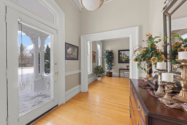 800 Ingalton Avenue, West Chicago, IL 60185