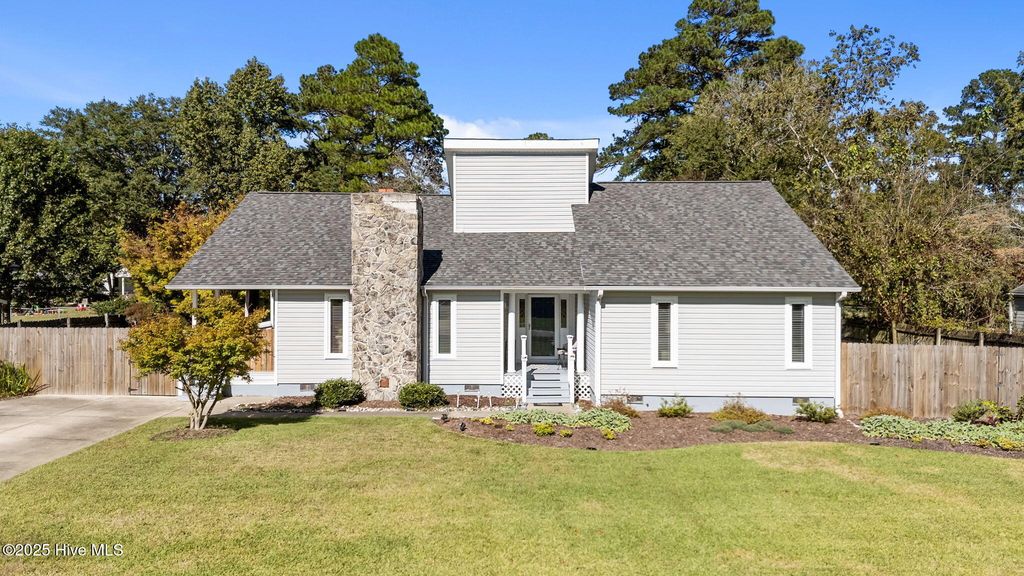 3105 Side Saddle Lane, New Bern, NC 28562