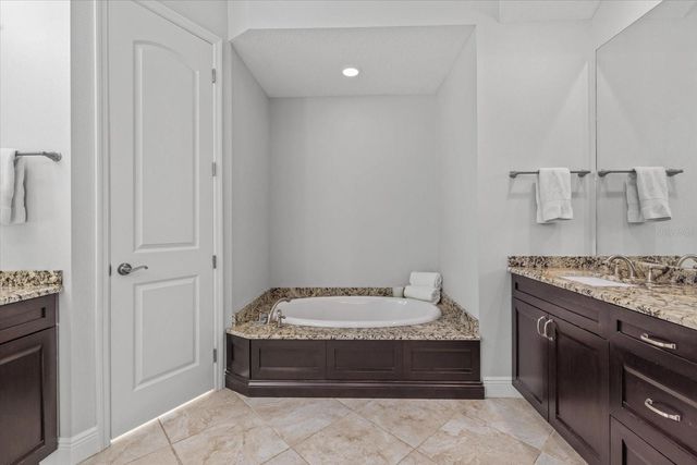 4727 BALBOA PARK LOOP, Bradenton, FL 34211