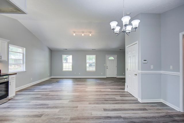 307 Ridgecrest Drive, Lafayette, GA 30728