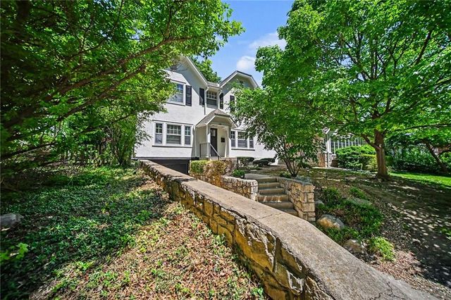 428 W 58TH Terrace, Kansas City, MO 64113