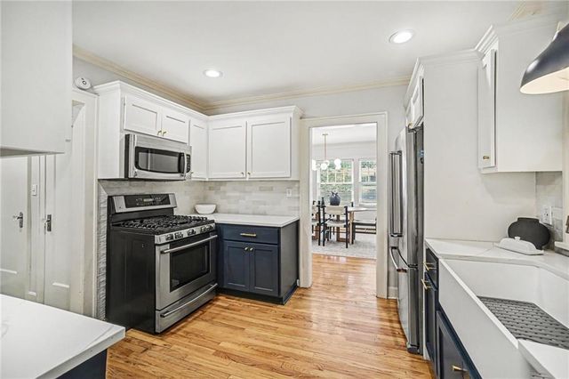 428 W 58TH Terrace, Kansas City, MO 64113
