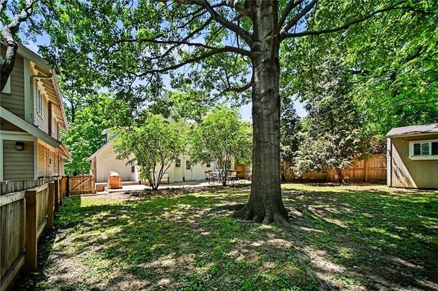 428 W 58TH Terrace, Kansas City, MO 64113