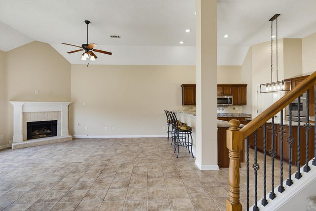 420 LEWIS FAIRWAY CIR, Oakland, TN 38060