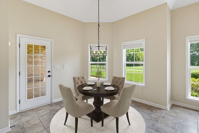 420 LEWIS FAIRWAY CIR, Oakland, TN 38060