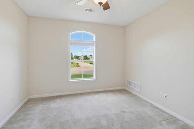 420 LEWIS FAIRWAY CIR, Oakland, TN 38060