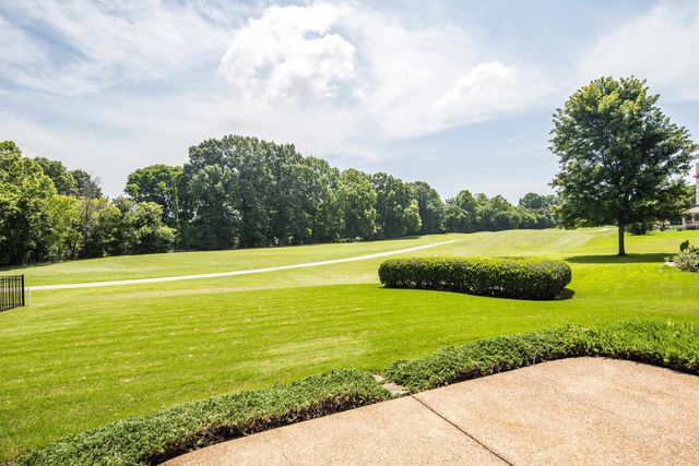 420 LEWIS FAIRWAY CIR, Oakland, TN 38060