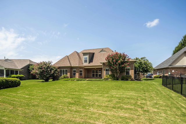 420 LEWIS FAIRWAY CIR, Oakland, TN 38060
