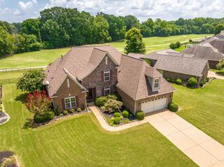 420 LEWIS FAIRWAY CIR, Oakland, TN 38060