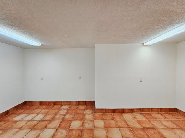 9612 ROSAS Avenue NE, Albuquerque, NM 87109