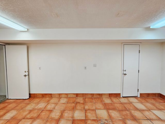 9612 ROSAS Avenue NE, Albuquerque, NM 87109