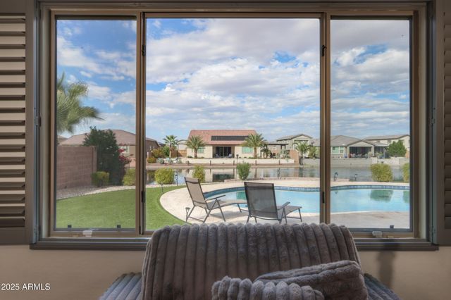 40748 W CHAMBERS Drive, Maricopa, AZ 85138