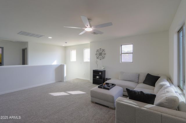 40748 W CHAMBERS Drive, Maricopa, AZ 85138