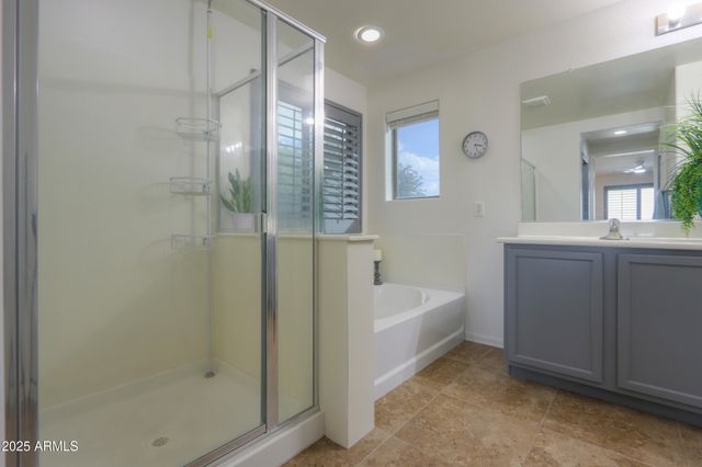 40748 W CHAMBERS Drive, Maricopa, AZ 85138