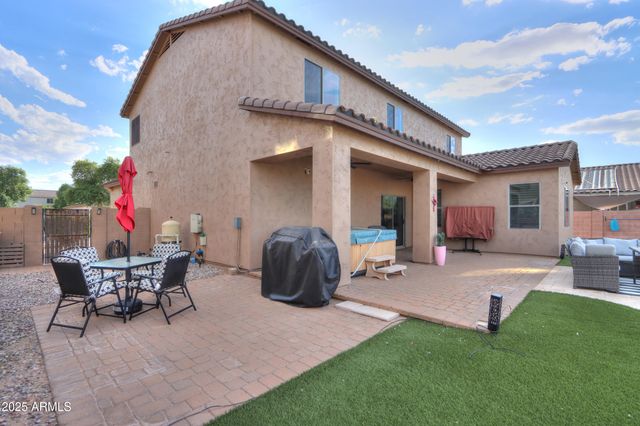 40748 W CHAMBERS Drive, Maricopa, AZ 85138