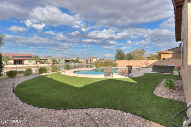 40748 W CHAMBERS Drive, Maricopa, AZ 85138