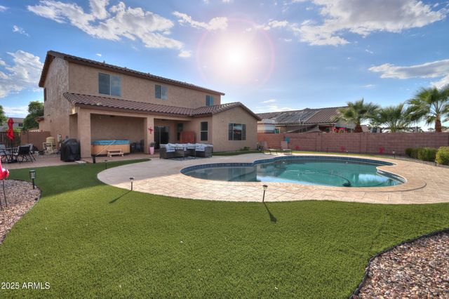 40748 W CHAMBERS Drive, Maricopa, AZ 85138
