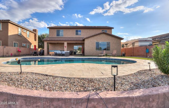 40748 W CHAMBERS Drive, Maricopa, AZ 85138