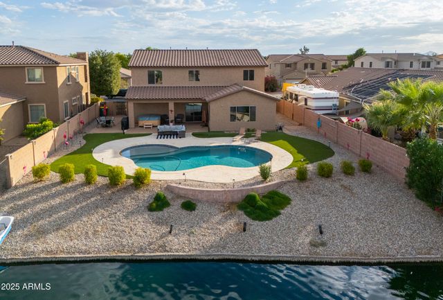 40748 W CHAMBERS Drive, Maricopa, AZ 85138