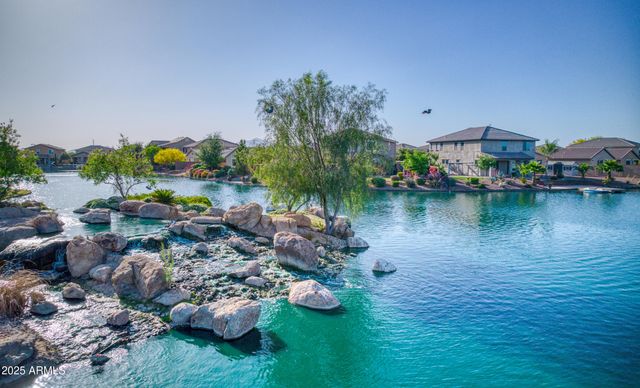 40748 W CHAMBERS Drive, Maricopa, AZ 85138