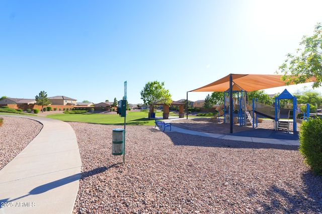 40748 W CHAMBERS Drive, Maricopa, AZ 85138