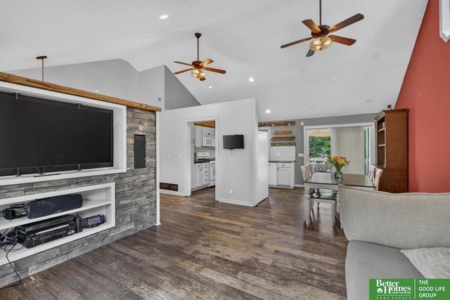 7508 Ernst Street, Omaha, NE 68122