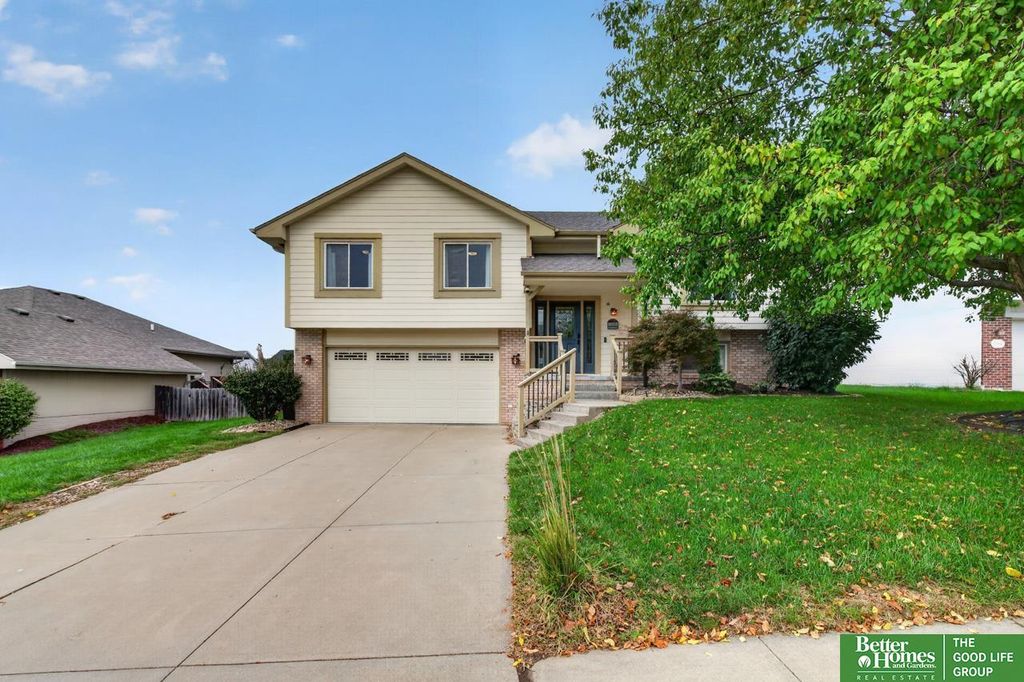 7508 Ernst Street, Omaha, NE 68122