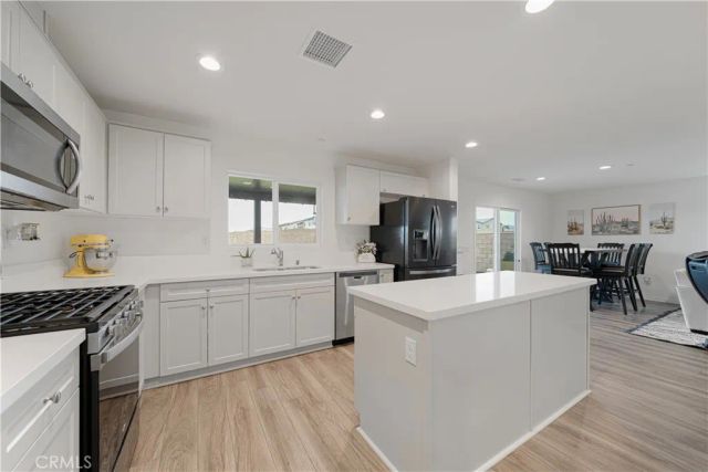 13857 Raven Street, Victorville, CA 92392