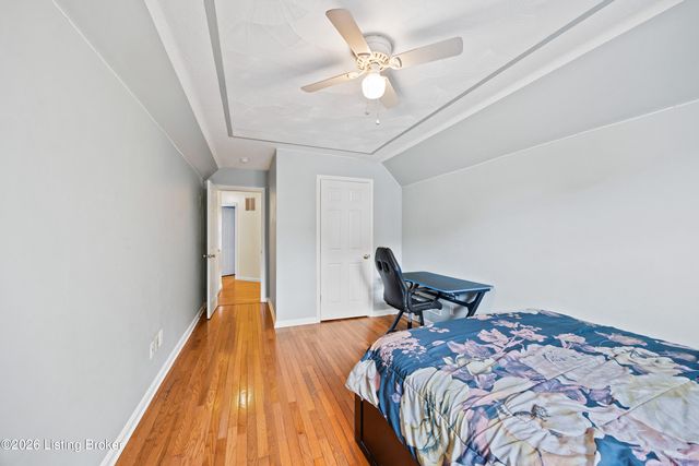 6425 Labor Ln, Louisville, KY 40291