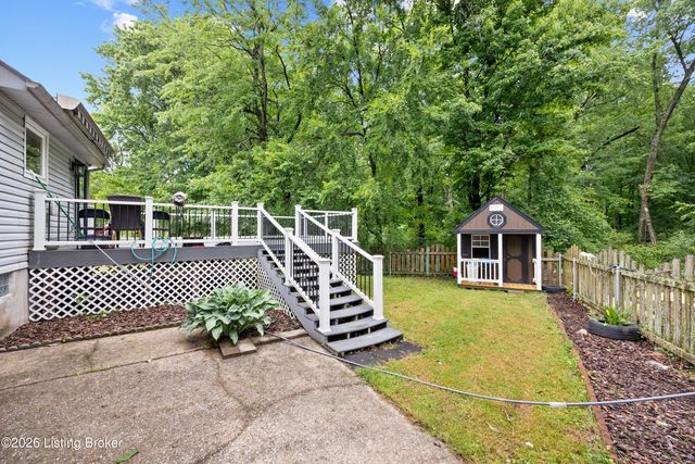 6425 Labor Ln, Louisville, KY 40291
