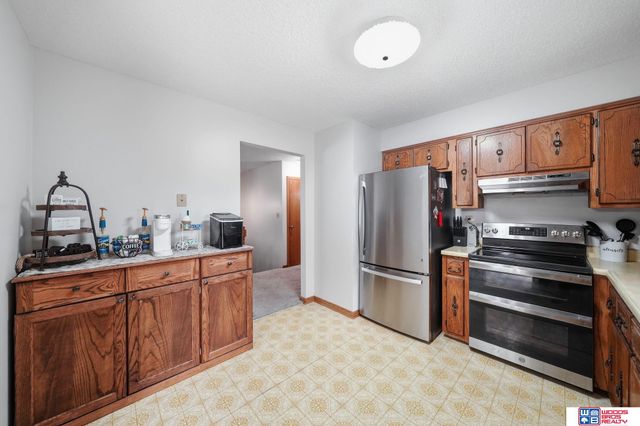3120 Onyx Court, Lincoln, NE 68516