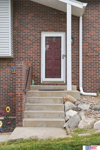 3120 Onyx Court, Lincoln, NE 68516