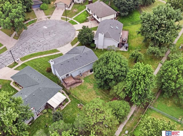 3120 Onyx Court, Lincoln, NE 68516