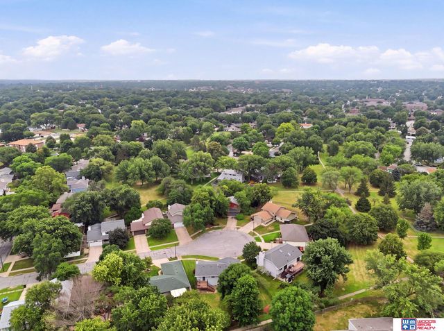 3120 Onyx Court, Lincoln, NE 68516