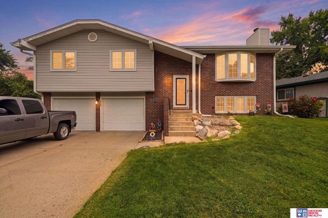 3120 Onyx Court, Lincoln, NE 68516