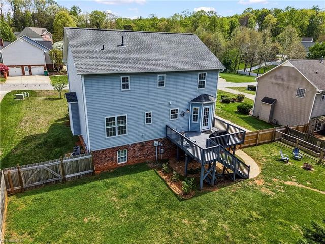 1060 Wellesley Place Drive, Lewisville, NC 27023