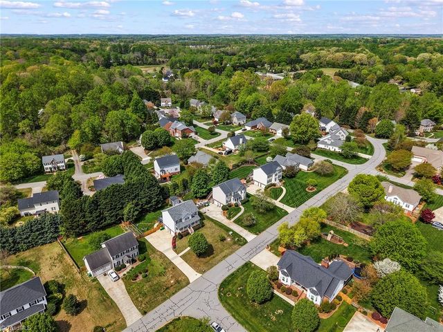 1060 Wellesley Place Drive, Lewisville, NC 27023