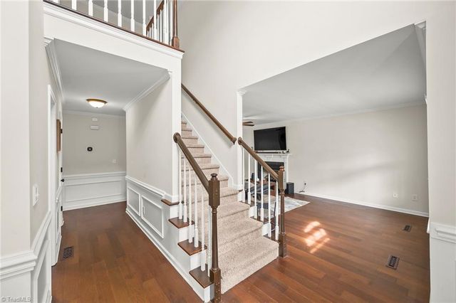 1060 Wellesley Place Drive, Lewisville, NC 27023