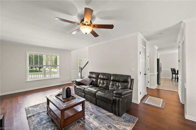 1060 Wellesley Place Drive, Lewisville, NC 27023