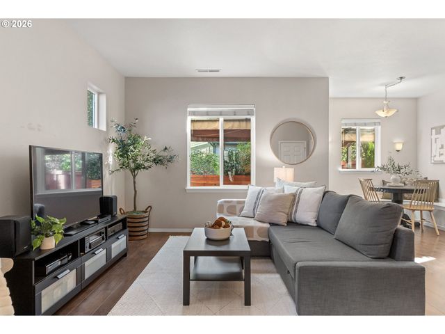 5761 MT VERNON Rd, Springfield, OR 97478