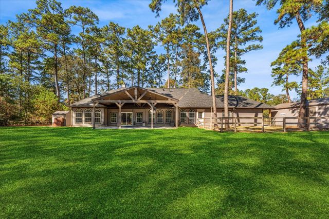 25402 Holly Oaks Court, Magnolia, TX 77355