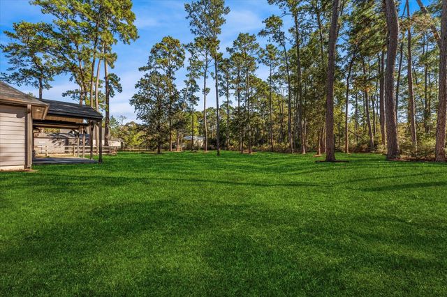 25402 Holly Oaks Court, Magnolia, TX 77355