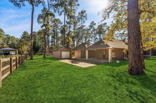 25402 Holly Oaks Court, Magnolia, TX 77355