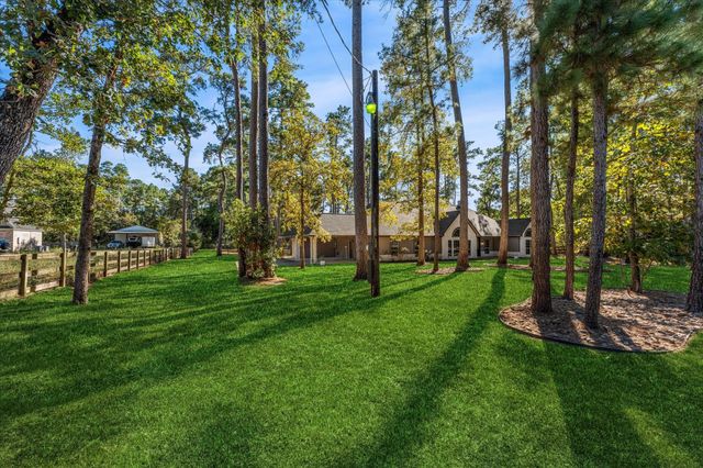 25402 Holly Oaks Court, Magnolia, TX 77355