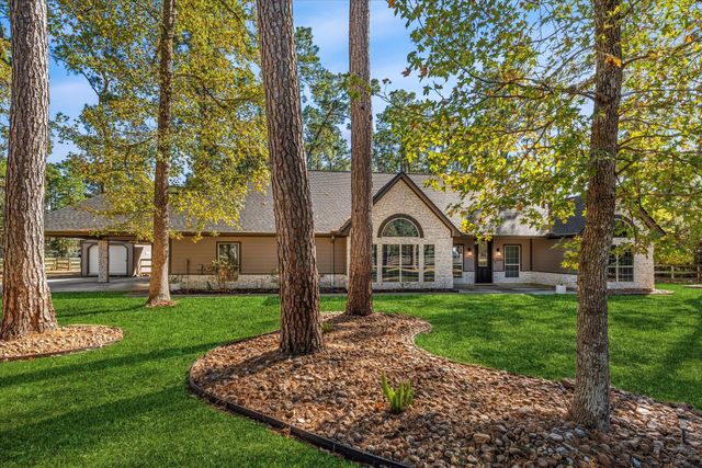 25402 Holly Oaks Court, Magnolia, TX 77355